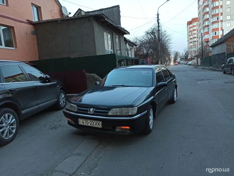 Peugeot 605 1990