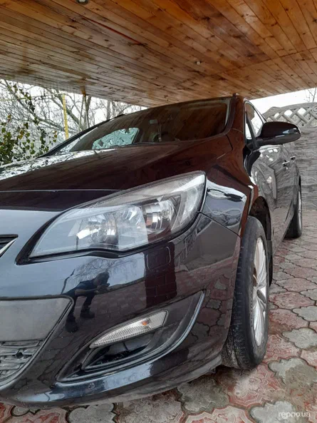 Opel Astra 2014