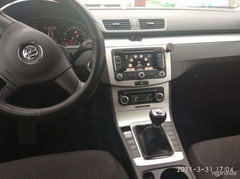 Volkswagen Passat CC 2011