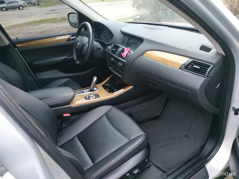 BMW X3 2011 - 8