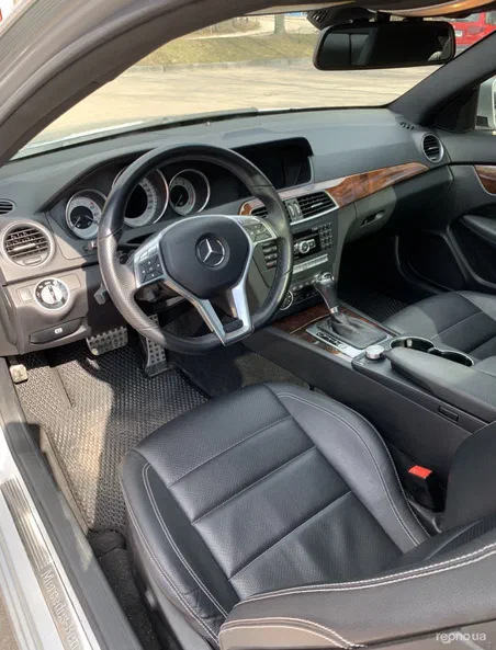 Mercedes-Benz C-Клас 2012 - 12