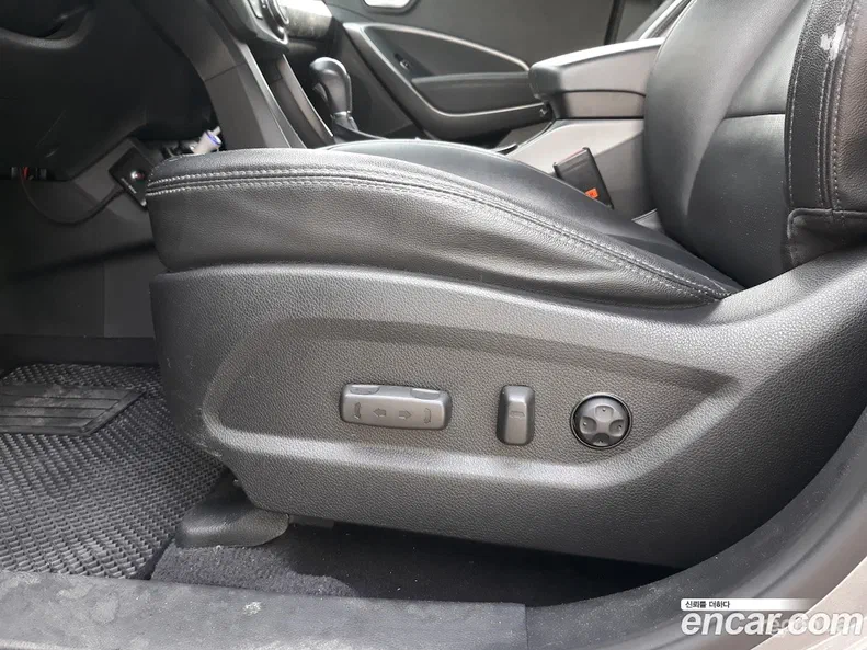 Hyundai Santa Fe 2015 - 9