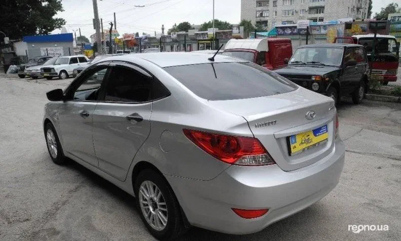 Hyundai Accent 2011 - 0