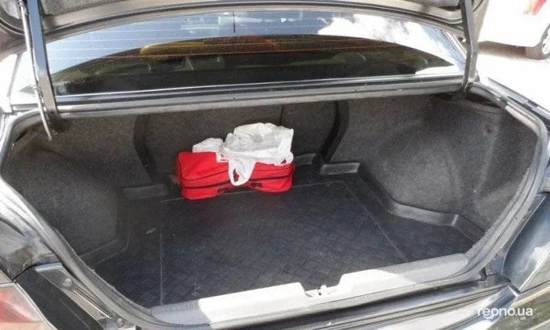 Mitsubishi Lancer 2006 - 3