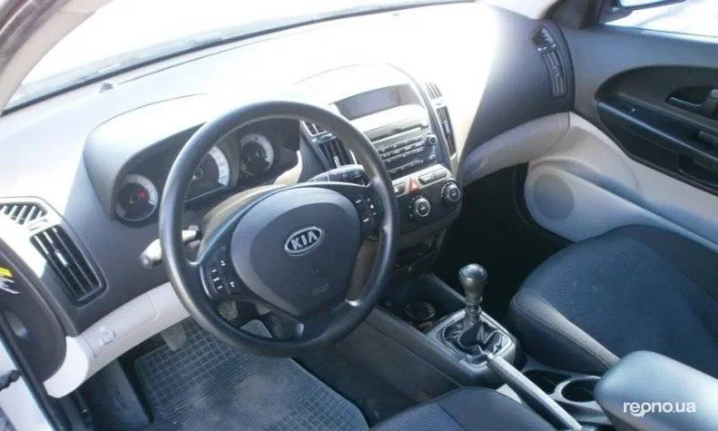 Kia Ceed 2008 - 10