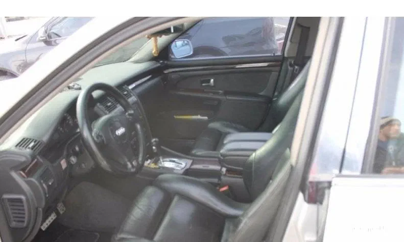 Audi A8 1999 - 7