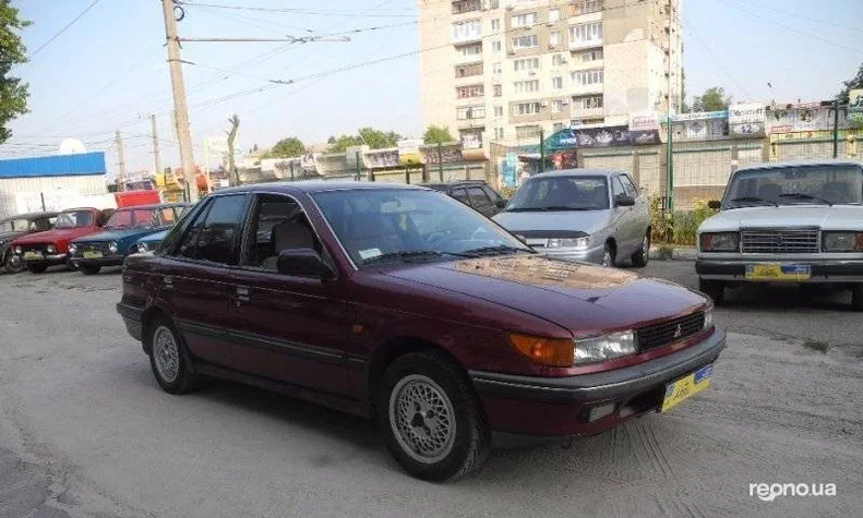 Mitsubishi Lancer 1990 - 18