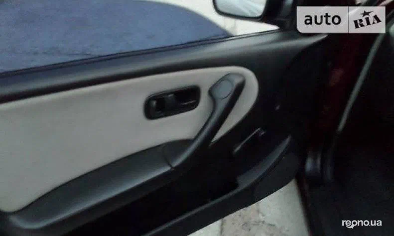 Nissan Primera 1994 - 6