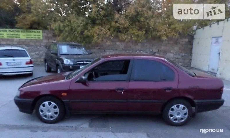 Nissan Primera 1994 - 4