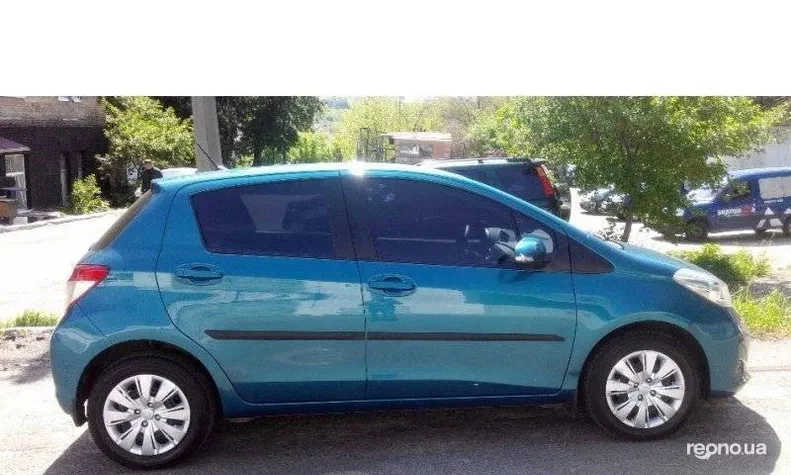 Toyota Yaris 2012 - 6