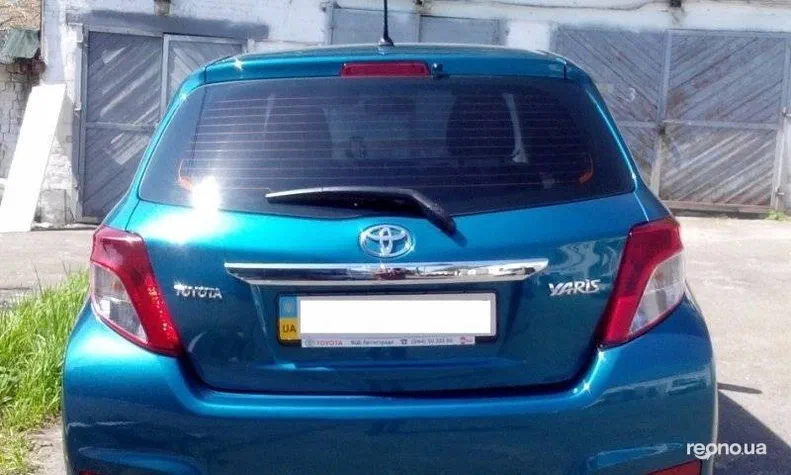 Toyota Yaris 2012 - 7