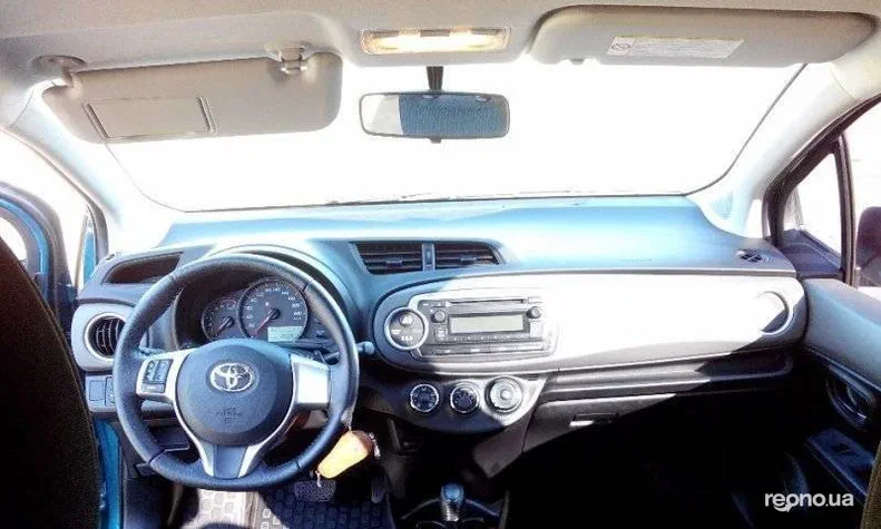 Toyota Yaris 2012 - 3