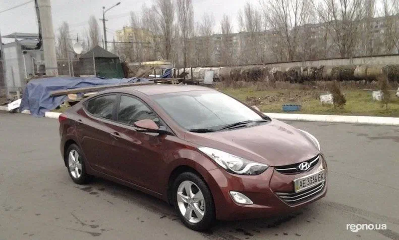 Hyundai Elantra 2013 - 2