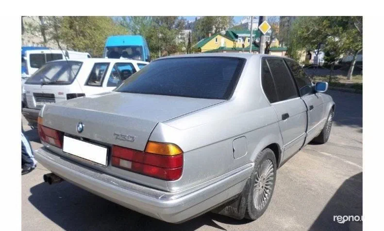 BMW 7 серія 1993 - 7