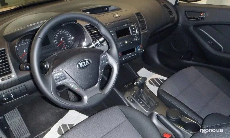 Kia Cerato 2013 - 6
