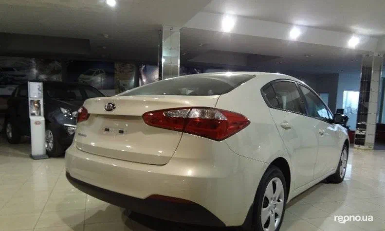 Kia Cerato 2013 - 1
