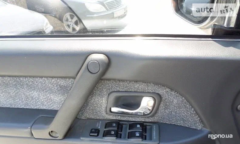 Mitsubishi Pajero 1996 - 21