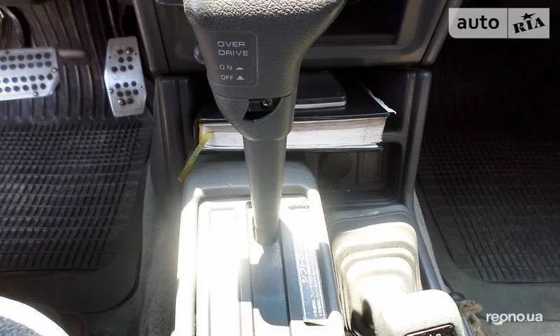 Mitsubishi Pajero 1996 - 1