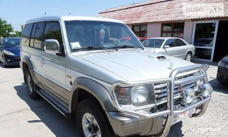 Mitsubishi Pajero 1996 - 13