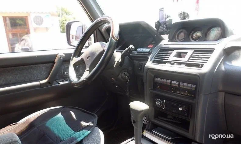 Mitsubishi Pajero 1996 - 4