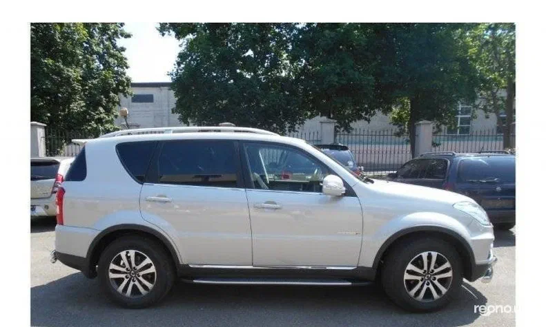 SsangYong Rexton 2014 - 4