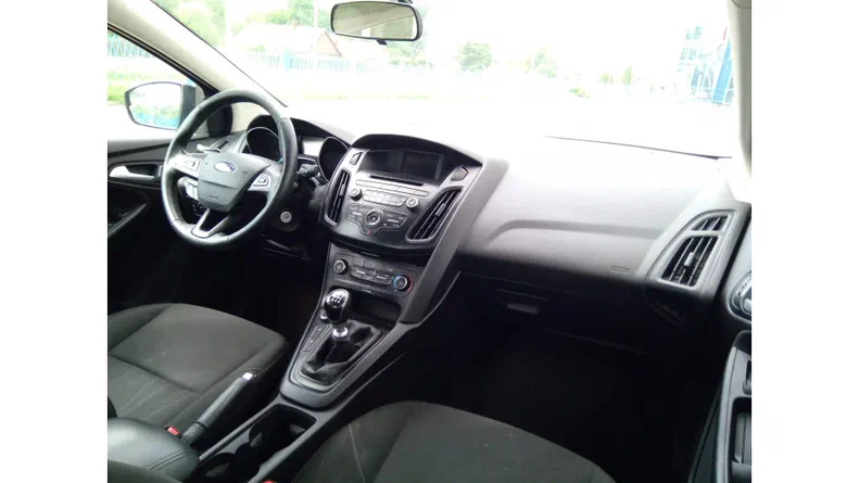 Ford Focus 2015 - 10