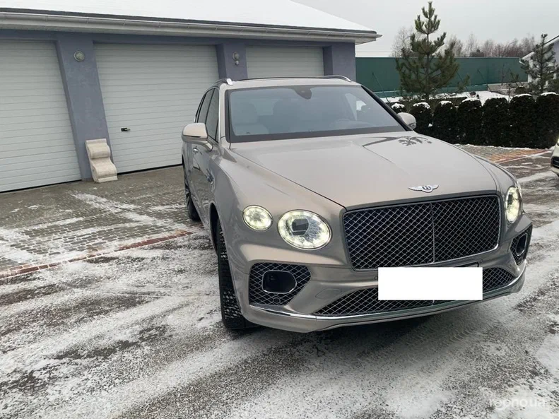 Bentley Continental 2021