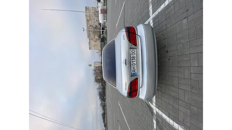 Nissan Maxima 2000 - 5