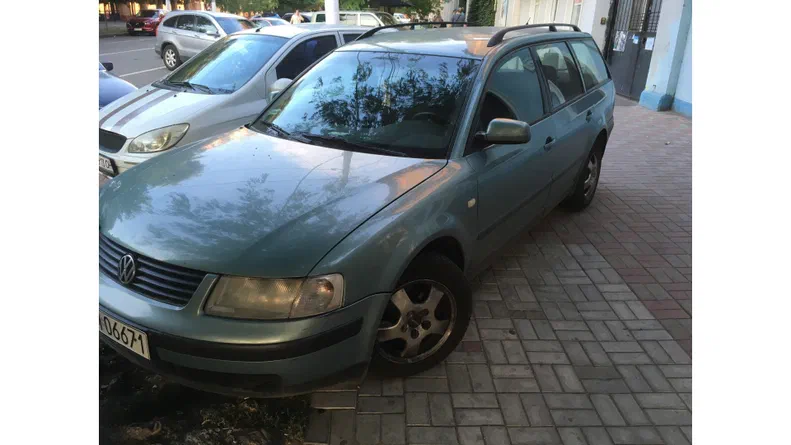 Volkswagen Passat 2000 - 17