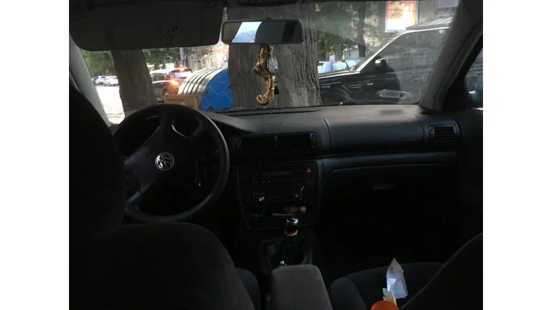 Volkswagen Passat 2000 - 12