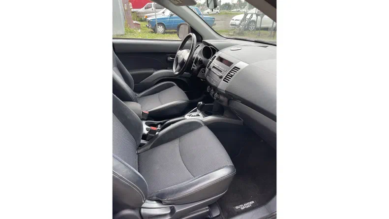 Mitsubishi Outlander 2011 - 13