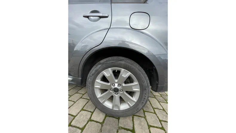 Mitsubishi Outlander 2011 - 18