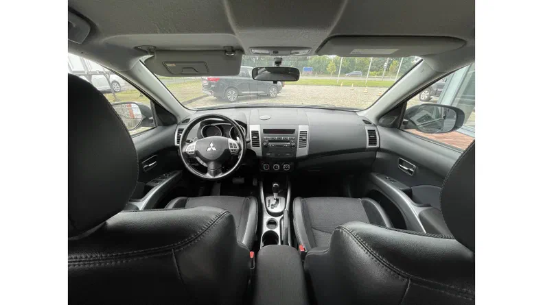 Mitsubishi Outlander 2011 - 7