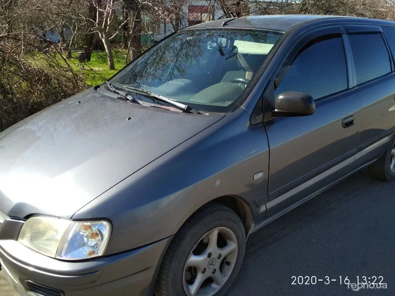 Mitsubishi Space Star 2003