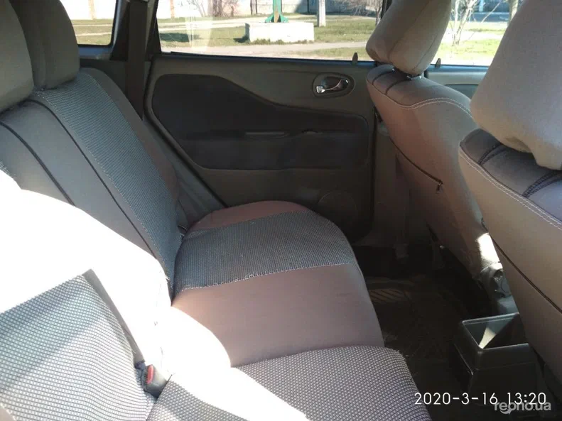 Mitsubishi Space Star 2003