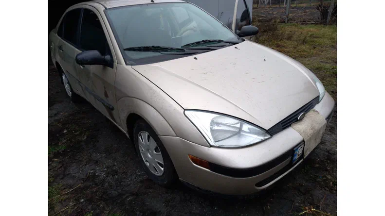 Ford Focus 2000 - 5