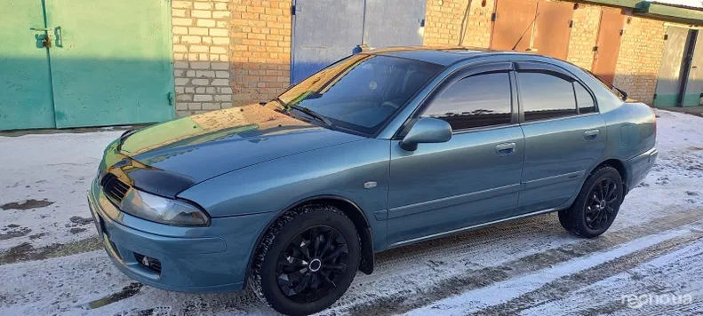 Mitsubishi Carisma 2003