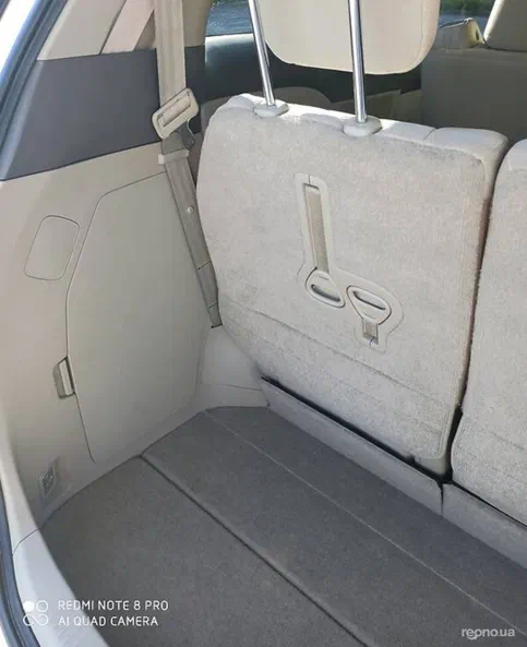 Toyota Estima 2010 - 12