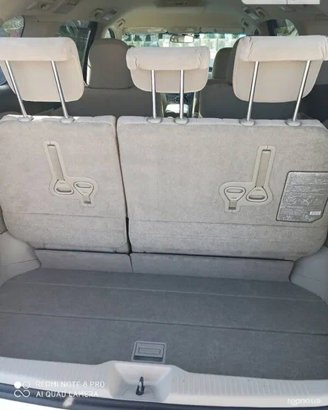 Toyota Estima 2010 - 13