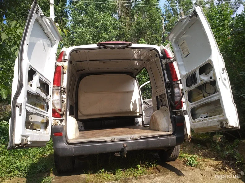 Mercedes-Benz Vito 2004 - 6