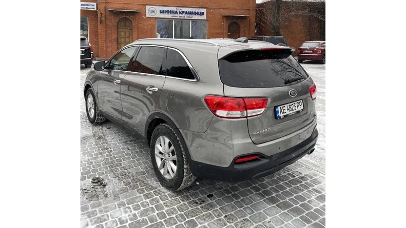 Kia Sorento 2016 - 5