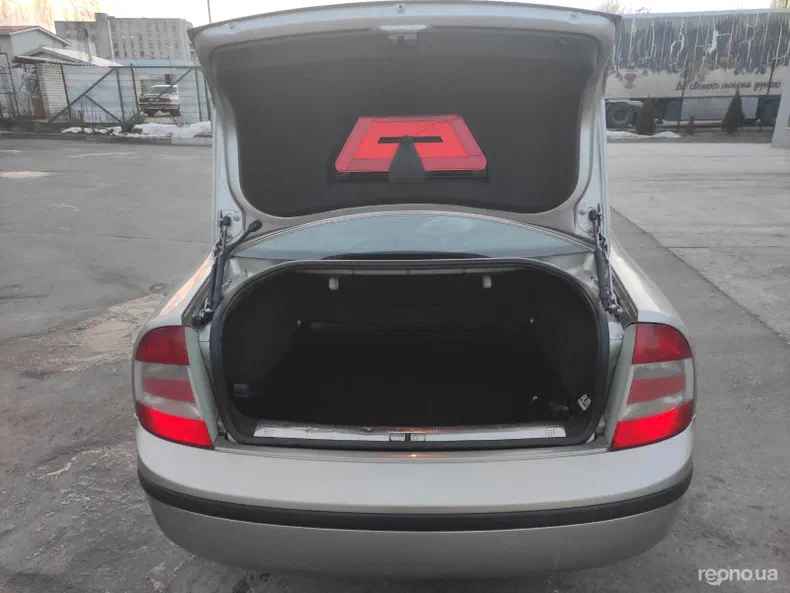 Skoda Superb 2007 - 14