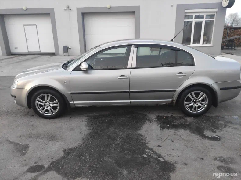 Skoda Superb 2007 - 7