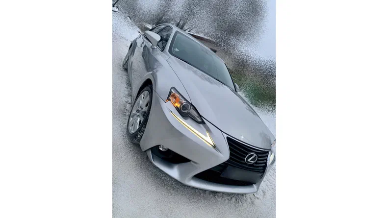 Lexus IS 2015