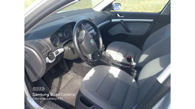 Skoda Octavia 2008 - 9