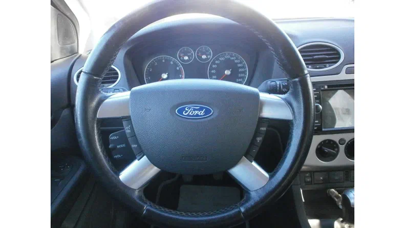 Ford Focus 2005 - 13