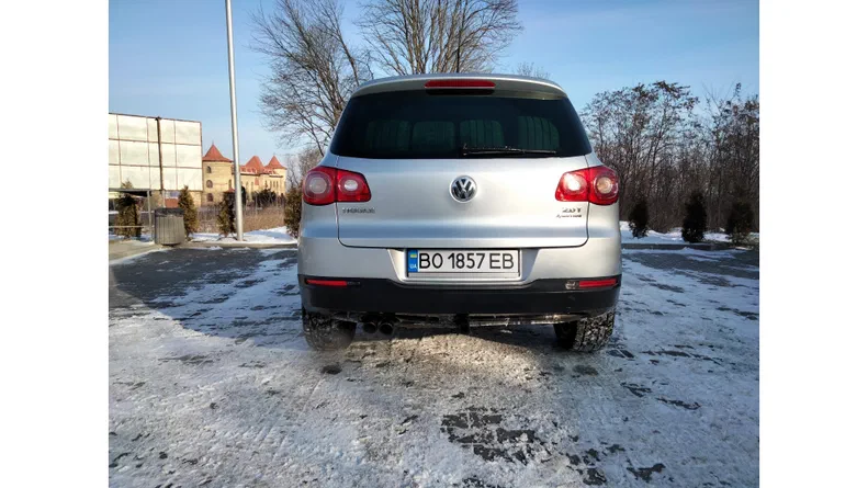 Volkswagen Tiguan 2011 - 5
