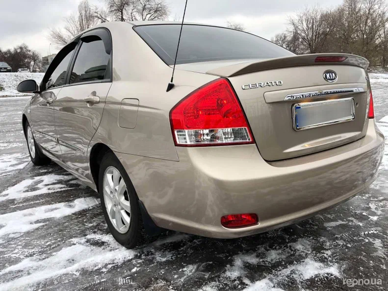 Kia Cerato 2007 - 26