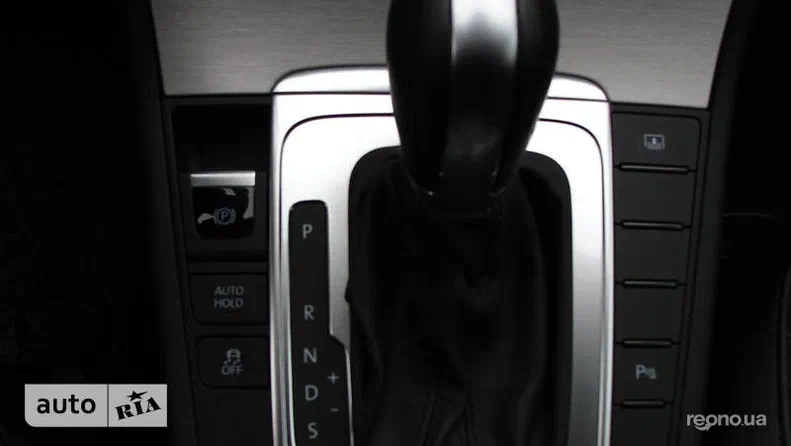 Volkswagen Passat 2013 - 17