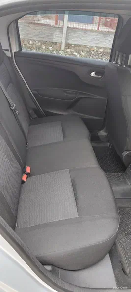 Peugeot 301 2016 - 8